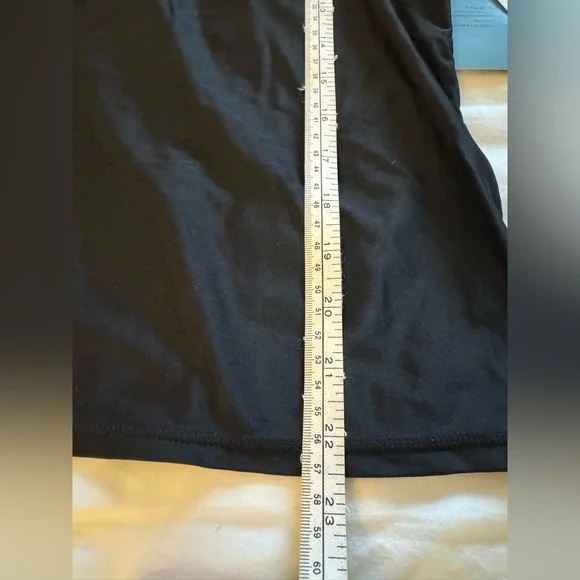 NWT - Swim / Rash Guard - Picture 6 of 7